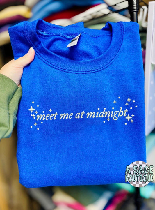 Doule Tiger Design - embroidery - embroidered tiger - tiger design - unisex Gildan sweatshirt / comfort colors - trendy tiger - embroidered