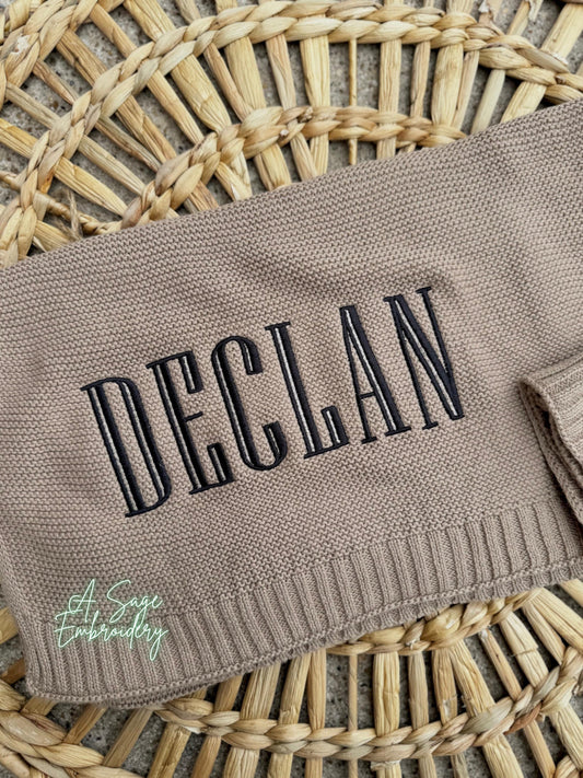 Embroidered name knitted blanket quilt with custom monogram, personalized baby blanket, baby quilt, embroidered custom blanket, cursive name
