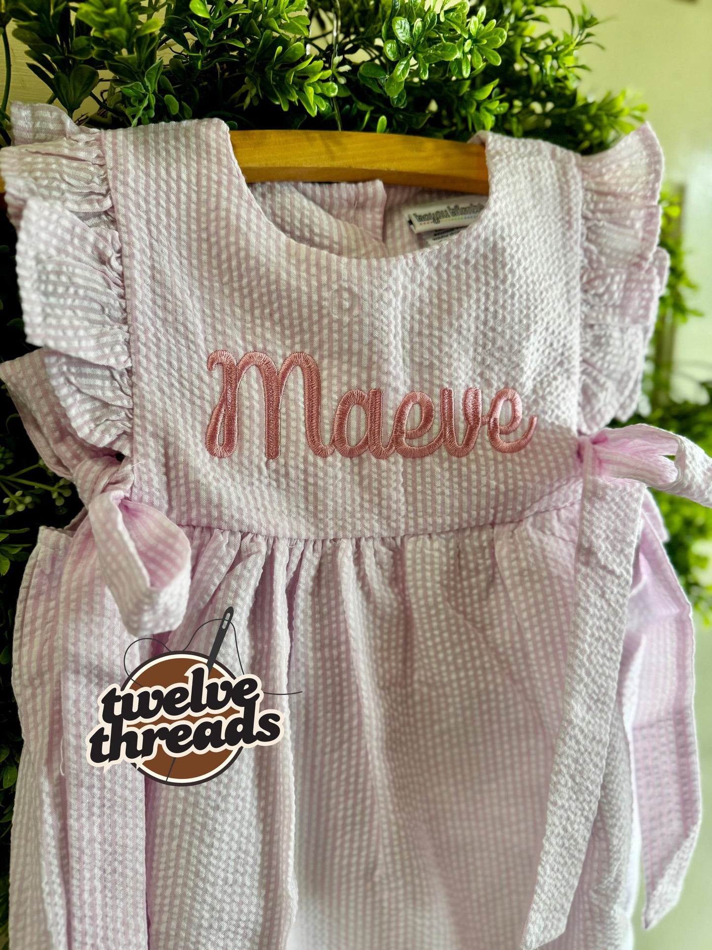 Seersucker side tie dress with custom embroidery, personalized girls seersucker dress, monogram, custom embroidered girls dress, seersucker