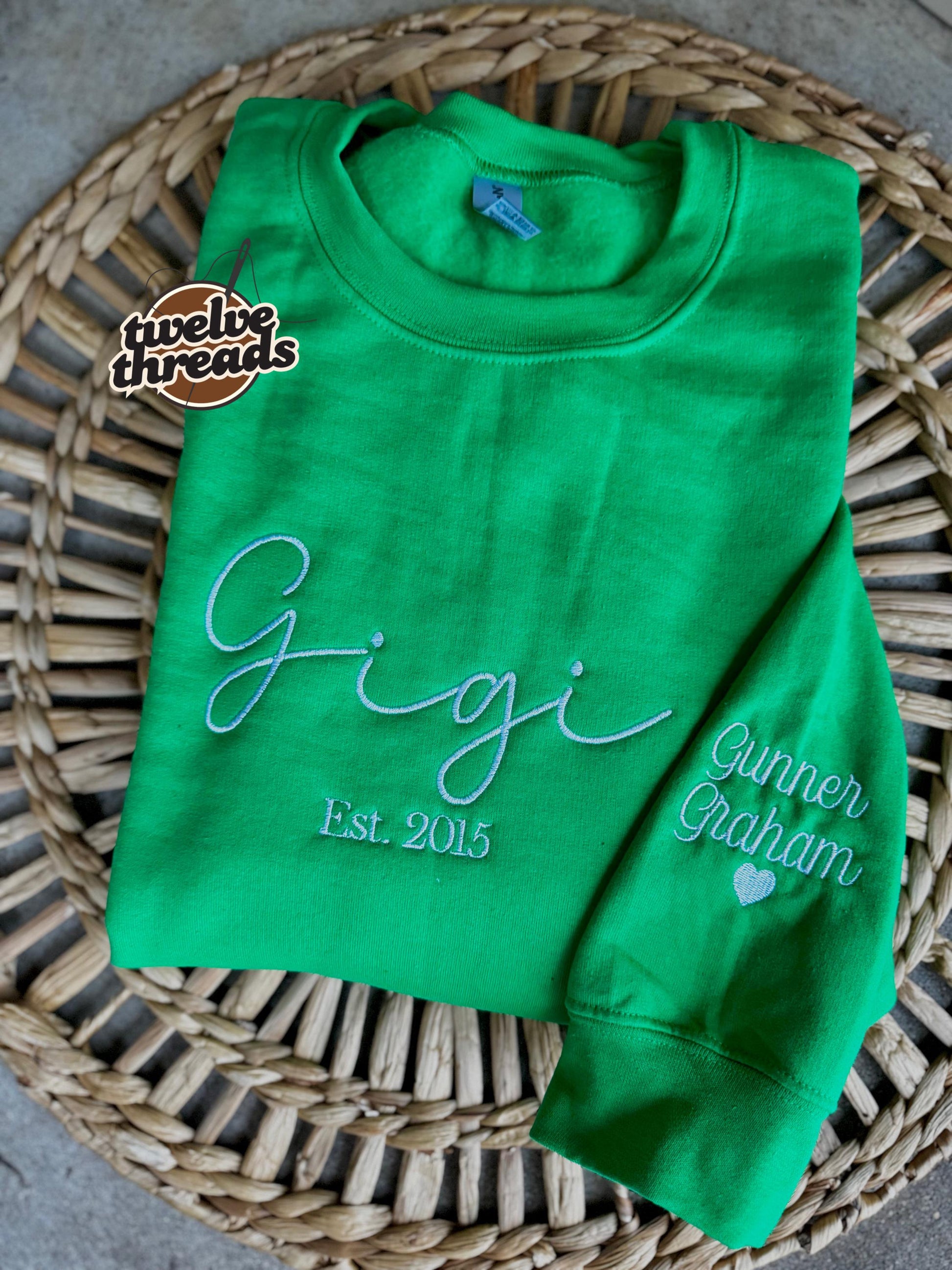 Embroidered custom name crew neck, personalized sweatshirt, embroidered unisex t shirt, embroidered names on the sleeve, custom names